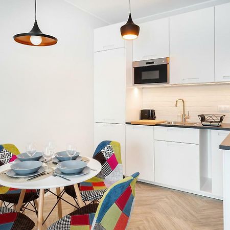 Apartments Rondo Wiatraczna By Noclegi Renters Varsovie Extérieur photo
