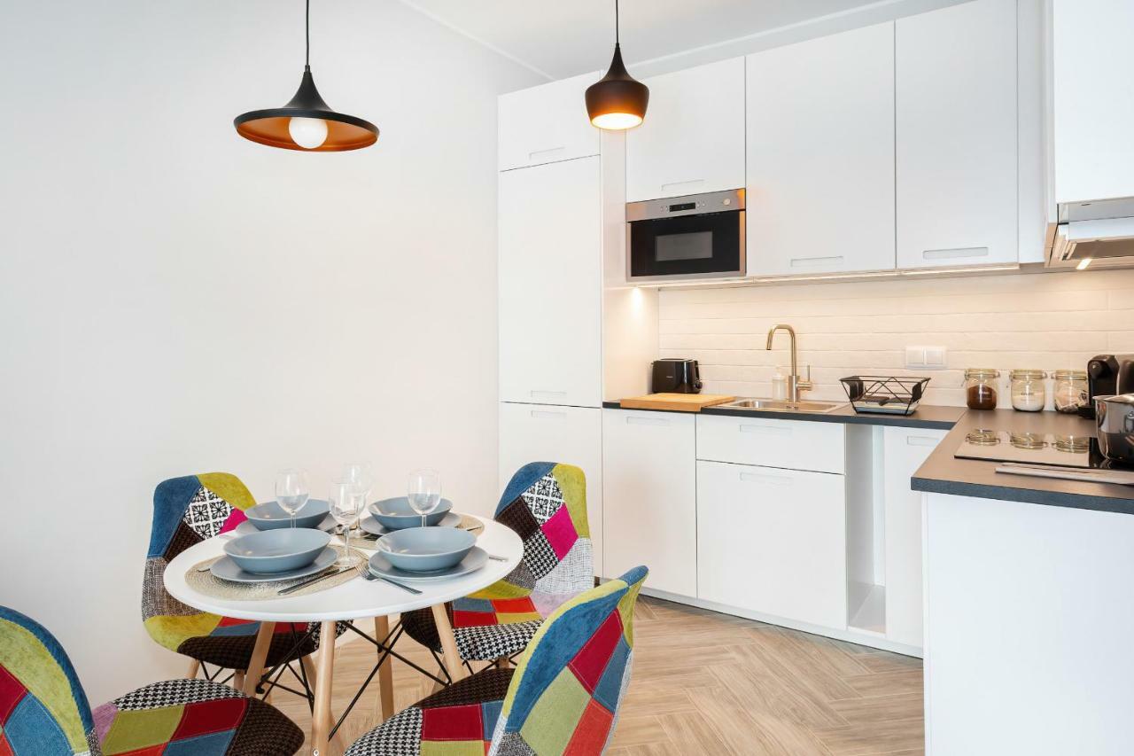 Apartments Rondo Wiatraczna By Noclegi Renters Varsovie Extérieur photo