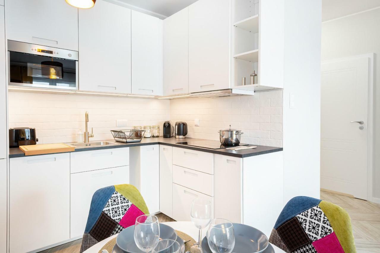 Apartments Rondo Wiatraczna By Noclegi Renters Varsovie Extérieur photo